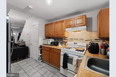 1520 S Garnet Street, Philadelphia, PA 19146 - Photo 10