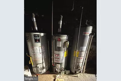 6604 Woodland Avenue, Philadelphia, PA 19142 - Photo 24