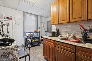 6604 Woodland Ave, Philadelphia, PA 19142 - Photo 10