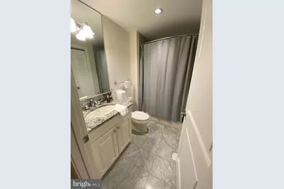 1701 Locust Street #1816, Philadelphia, PA 19103 - Photo 4