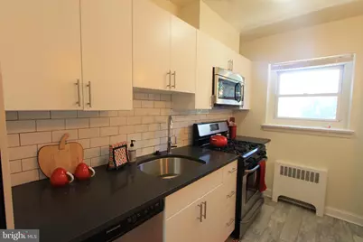 353 W Mt Airy Avenue #B-5, Philadelphia, PA 19119 - Photo 14