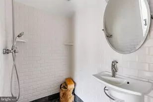 2127 Rodman St, Philadelphia, PA 19146 - Photo 14