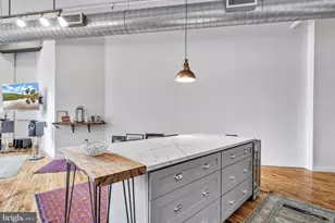 428 N 13th St, Philadelphia, PA 19123 - Photo 4