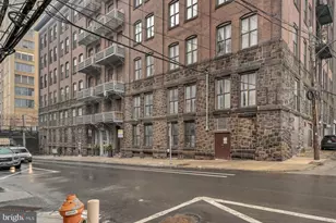 428 N 13th St, Philadelphia, PA 19123 - Photo 1