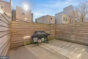 1912 Gerritt St, Philadelphia, PA 19146 - Photo 14