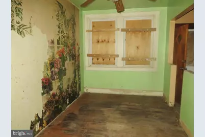 7015 W Passyunk Avenue, Philadelphia, PA 19142 - Photo 4