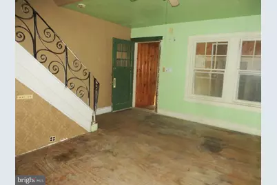 7015 W Passyunk Avenue, Philadelphia, PA 19142 - Photo 2