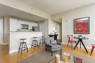 230 N 21st St, Philadelphia, PA 19103 - Photo 2