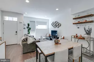 938 N Leithgow St, Philadelphia, PA 19123 - Photo 4