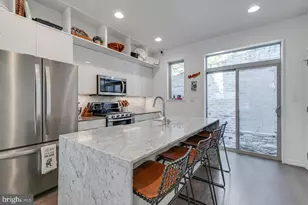 938 N Leithgow St, Philadelphia, PA 19123 - Photo 2