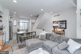 938 N Leithgow St, Philadelphia, PA 19123 - Photo 6