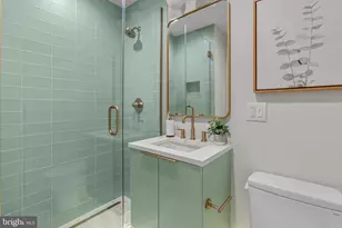 1100 Webster St, Philadelphia, PA 19147 - Photo 40