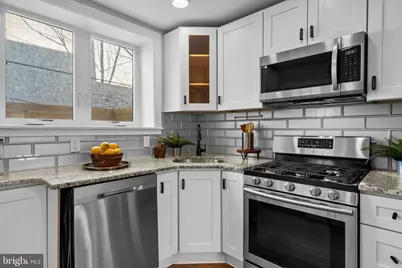 729 Tasker Street, Philadelphia, PA 19148 - Photo 14