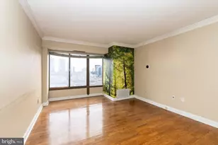 2001 Hamilton St, Philadelphia, PA 19130 - Photo 4