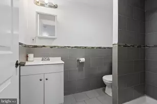 1913 W Montgomery Ave, Philadelphia, PA 19121 - Photo 16