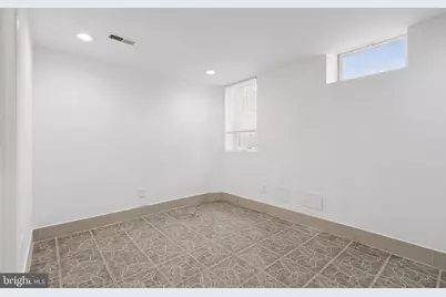 1913 W Montgomery Avenue, Philadelphia, PA 19121 - Photo 14