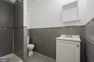 1913 W Montgomery Ave, Philadelphia, PA 19121 - Photo 20