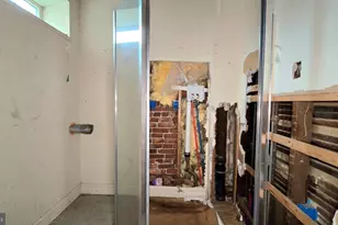 902 S 47th St, Philadelphia, PA 19143 - Photo 36