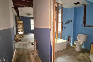 902 S 47th St, Philadelphia, PA 19143 - Photo 36