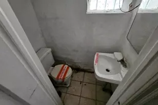 8127 Farnsworth St, Philadelphia, PA 19152 - Photo 10