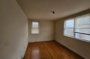 8127 Farnsworth St, Philadelphia, PA 19152 - Photo 12