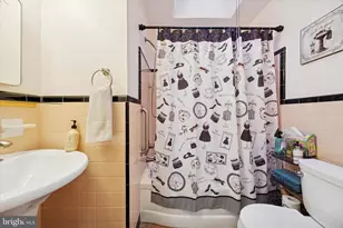 4337 J St, Philadelphia, PA 19124 - Photo 16