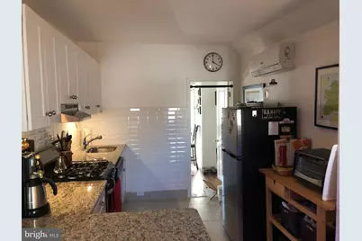 753 S 22nd Street #3 FLOOR, Philadelphia, PA 19146 - Photo 4