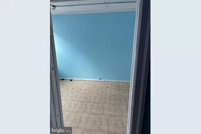 521 W Girard Avenue, Philadelphia, PA 19123 - Photo 4