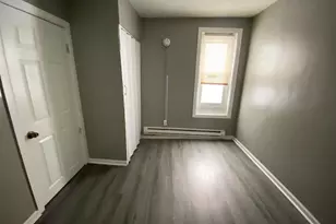 635 W York St, Philadelphia, PA 19133 - Photo 24