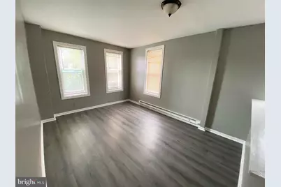 635 W York Street #3RD FL, Philadelphia, PA 19133 - Photo 2