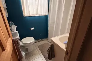 2034 S 3rd St, Philadelphia, PA 19148 - Photo 16