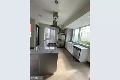 833 N 15th Street #C, Philadelphia, PA 19130 - Photo 10