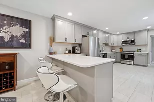 1126 Mt Vernon St, Philadelphia, PA 19123 - Photo 10