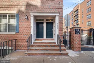2401 Bainbridge St, Philadelphia, PA 19146 - Photo 2
