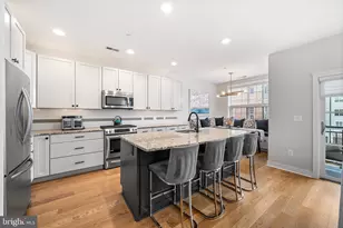 2401 Bainbridge St, Philadelphia, PA 19146 - Photo 12