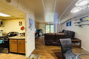 7525 Calvert St, Philadelphia, PA 19152 - Photo 26