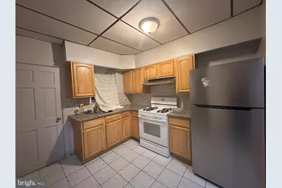 2429 S Lawrence Street, Philadelphia, PA 19148 - Photo 12