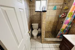 624 McKean St, Philadelphia, PA 19148 - Photo 6