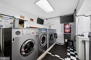 2051 & 2053 South Opal St S Opal St, Philadelphia, PA 19145 - Photo 14