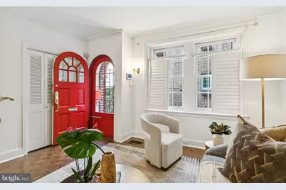 2126 Saint James Place, Philadelphia, PA 19103 - Photo 4