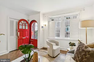 2126 St James Pl, Philadelphia, PA 19103 - Photo 4