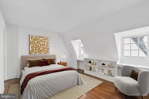 2126 St James Pl, Philadelphia, PA 19103 - Photo 26