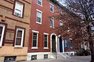 2039 Green St, Philadelphia, PA 19130 - Photo 10