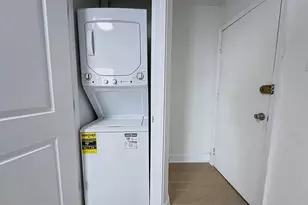 2039 Green St, Philadelphia, PA 19130 - Photo 6