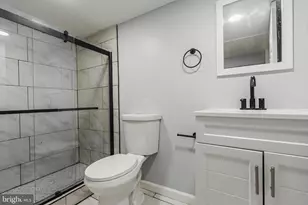 1932 E Moyamensing Ave, Philadelphia, PA 19148 - Photo 18