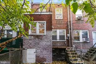 2516 Bonaffon St, Philadelphia, PA 19142 - Photo 10