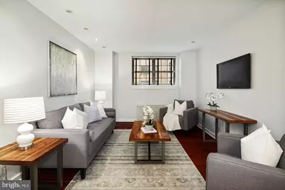 219 S 18th Street #1121, Philadelphia, PA 19103 - Photo 2