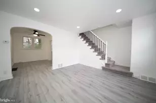 614 E Annsbury St, Philadelphia, PA 19120 - Photo 2