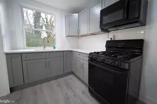 614 E Annsbury St, Philadelphia, PA 19120 - Photo 6