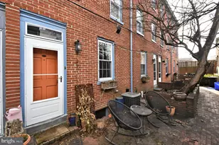 212 Carpenter St, Philadelphia, PA 19147 - Photo 6